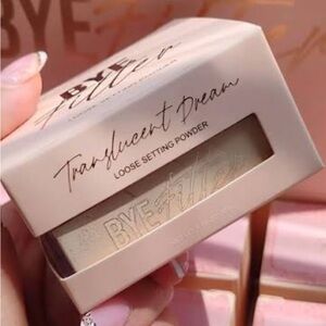 Translucent Dream Loose Setting Powder